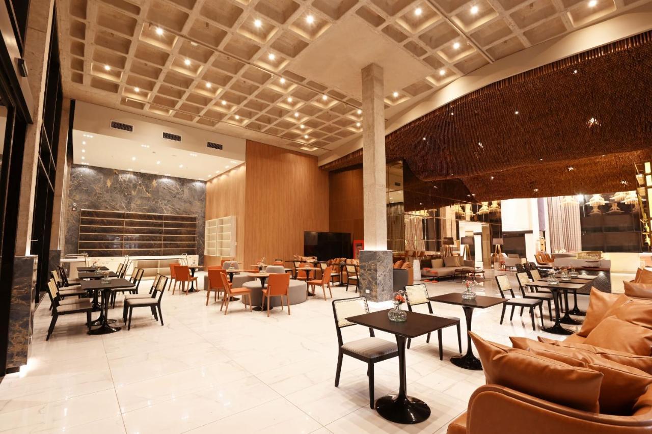 Novotel Santa Cruz De La Sierra Exterior photo